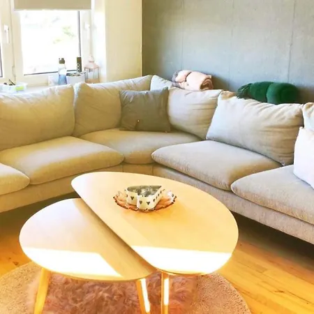 Great For Women - 25 Mins From Central Cph Homestay