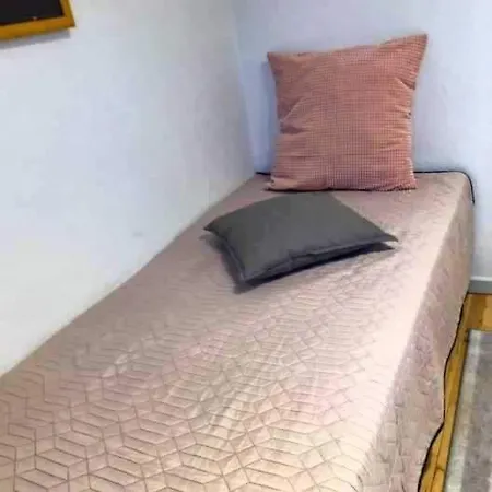 Great For Women - 25 Mins From Central Cph *